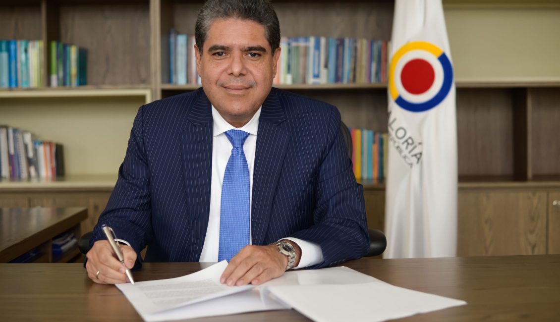 Carlos Hernán Rodríguez Becerra, contralor general de la República