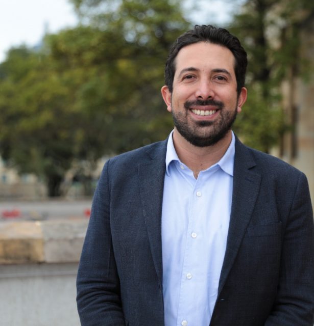 Diego Alejandro Guevara Castañeda Académico y exministro de Hacienda y Crédito Público