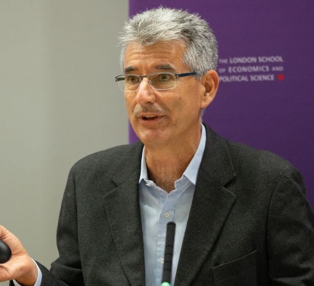 Jean-Paul Faguet Profesor de Economía Política del Desarrollo. London School of Economics (LSE)